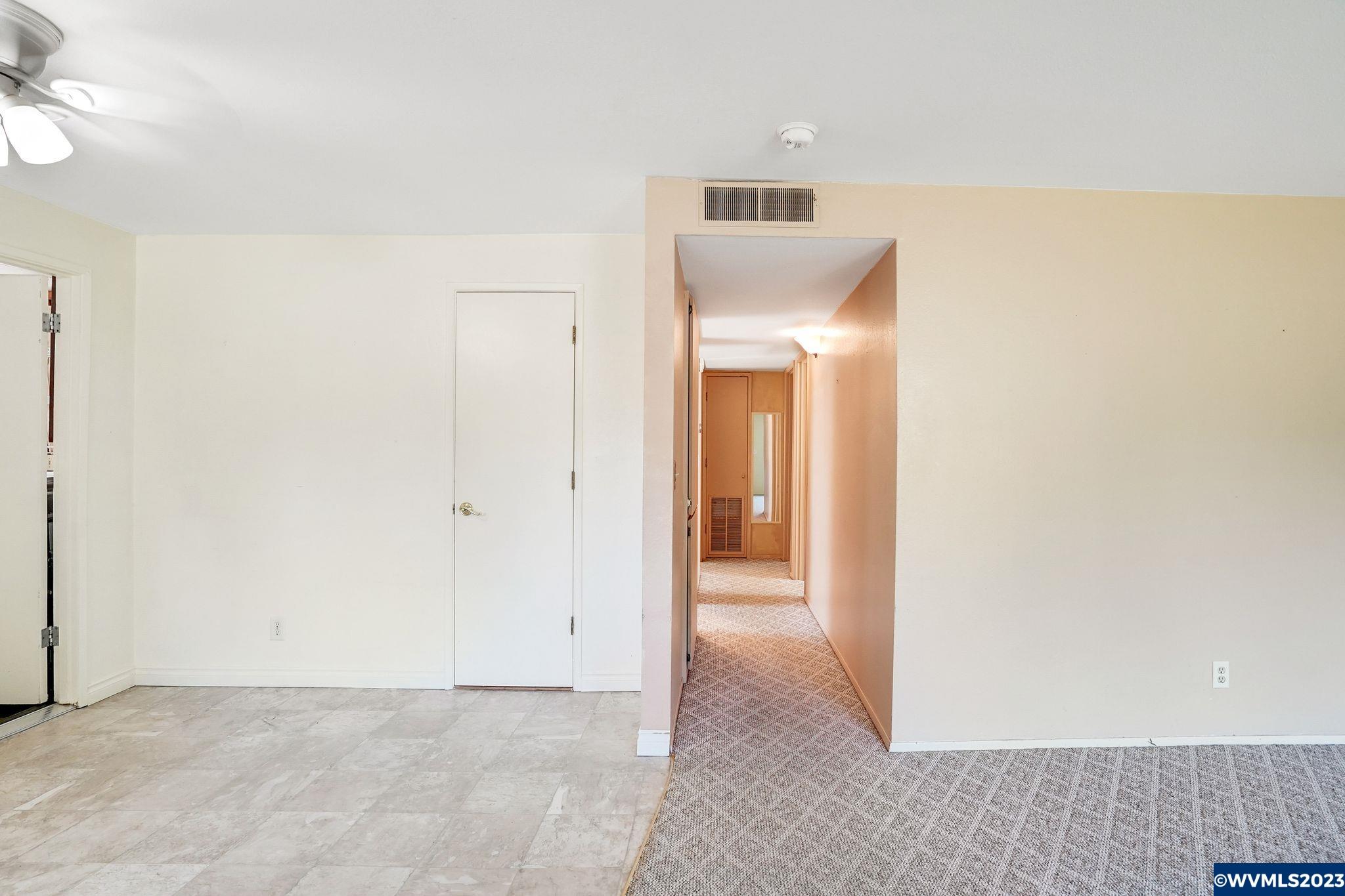 910 Fabry Road Southeast Salem, OR 97306 - Photo 8 of 33