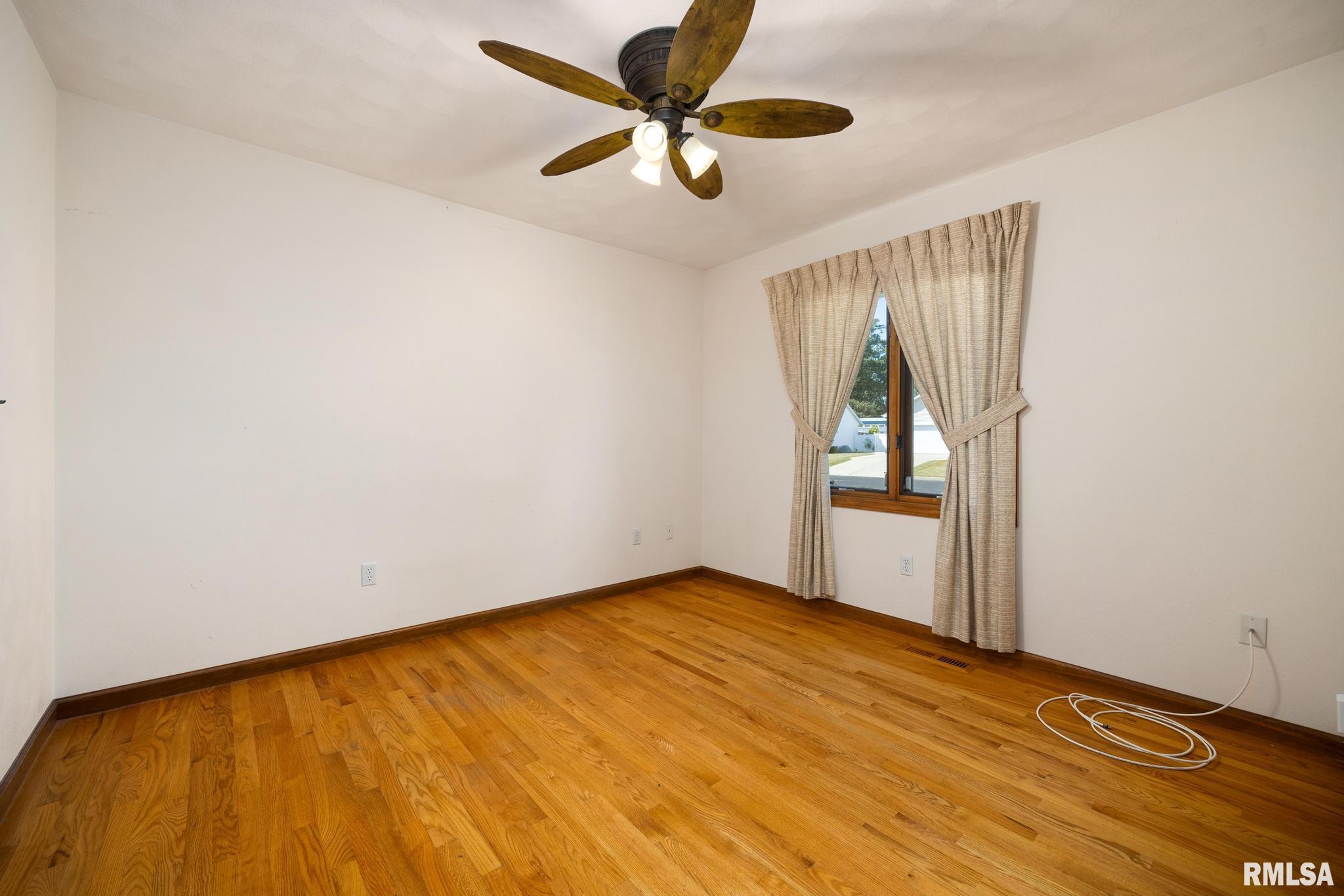 3902 South Sheffield Road Bartonville, IL 61607 - Photo 14 of 34 Gallery Image 14