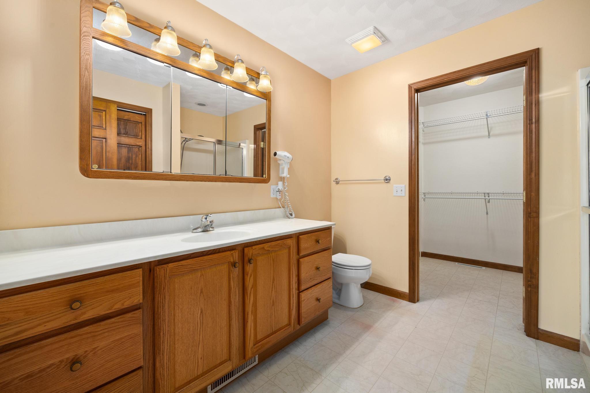 3902 South Sheffield Road Bartonville, IL 61607 - Photo 22 of 34 Gallery Image 22