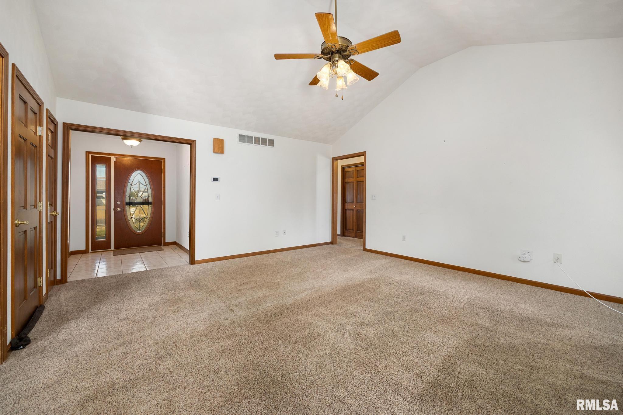 3902 South Sheffield Road Bartonville, IL 61607 - Photo 6 of 34 Gallery Image 6