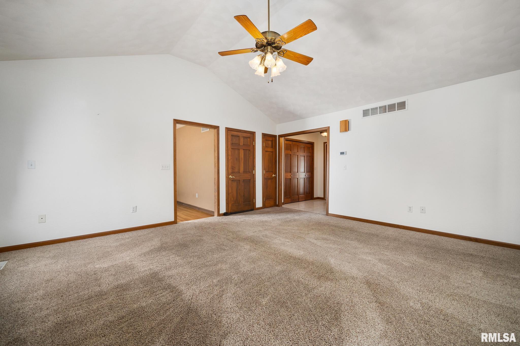 3902 South Sheffield Road Bartonville, IL 61607 - Photo 7 of 34 Gallery Image 7