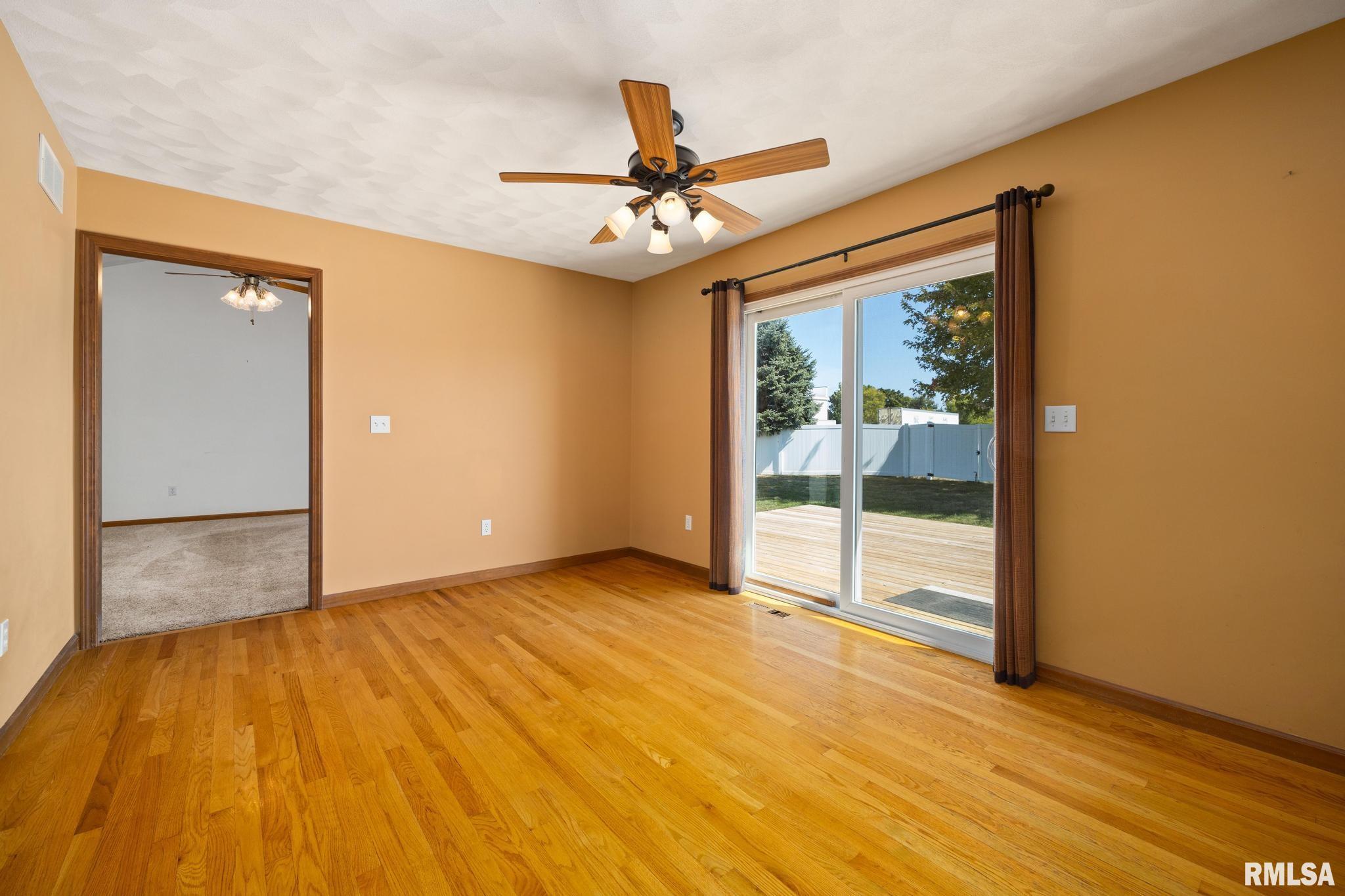 3902 South Sheffield Road Bartonville, IL 61607 - Photo 9 of 34 Gallery Image 9