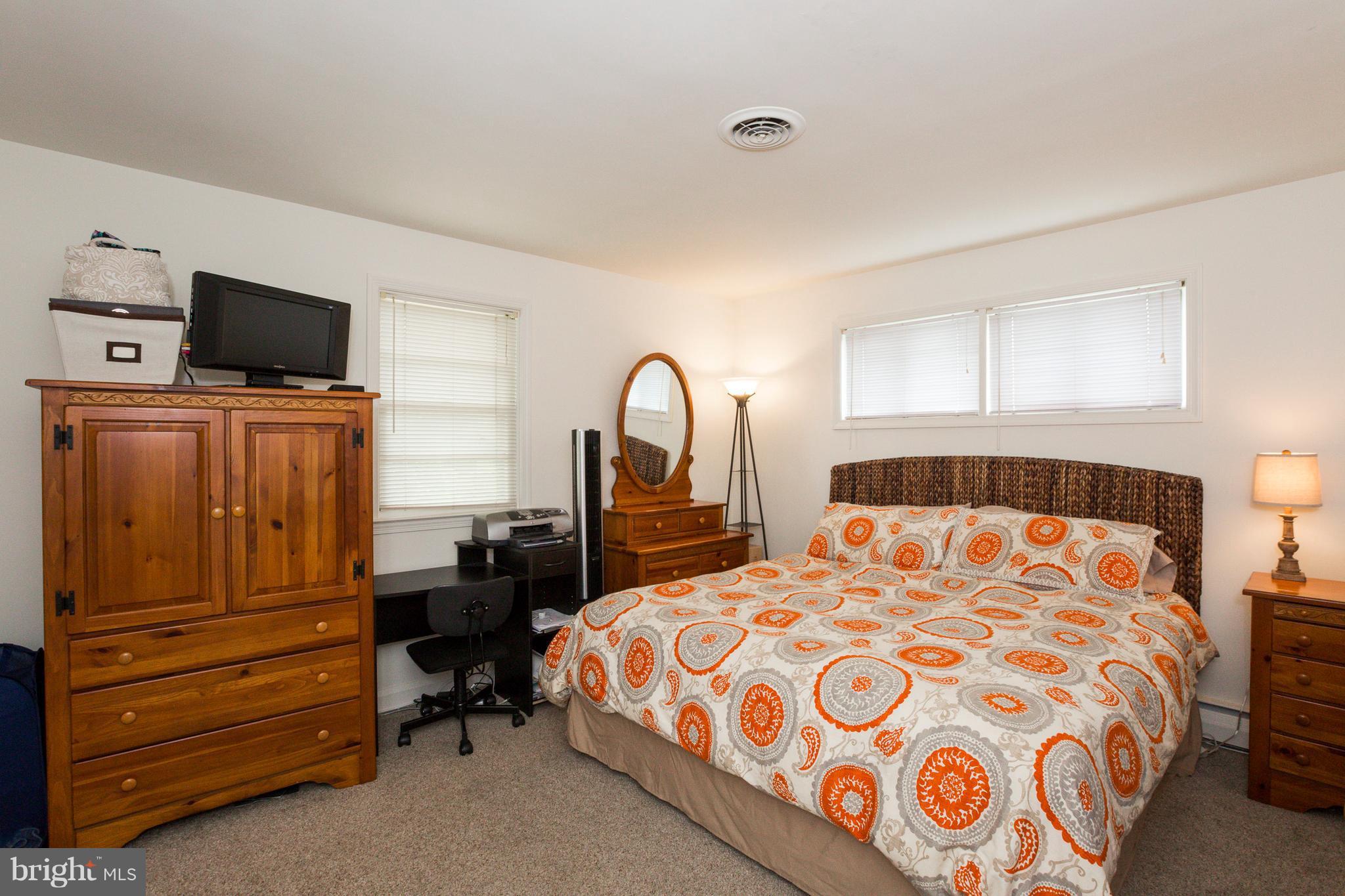6607 Carroll Highlands Road Sykesville, MD 21784 - Photo 13 of 21 Bedroom (Master)