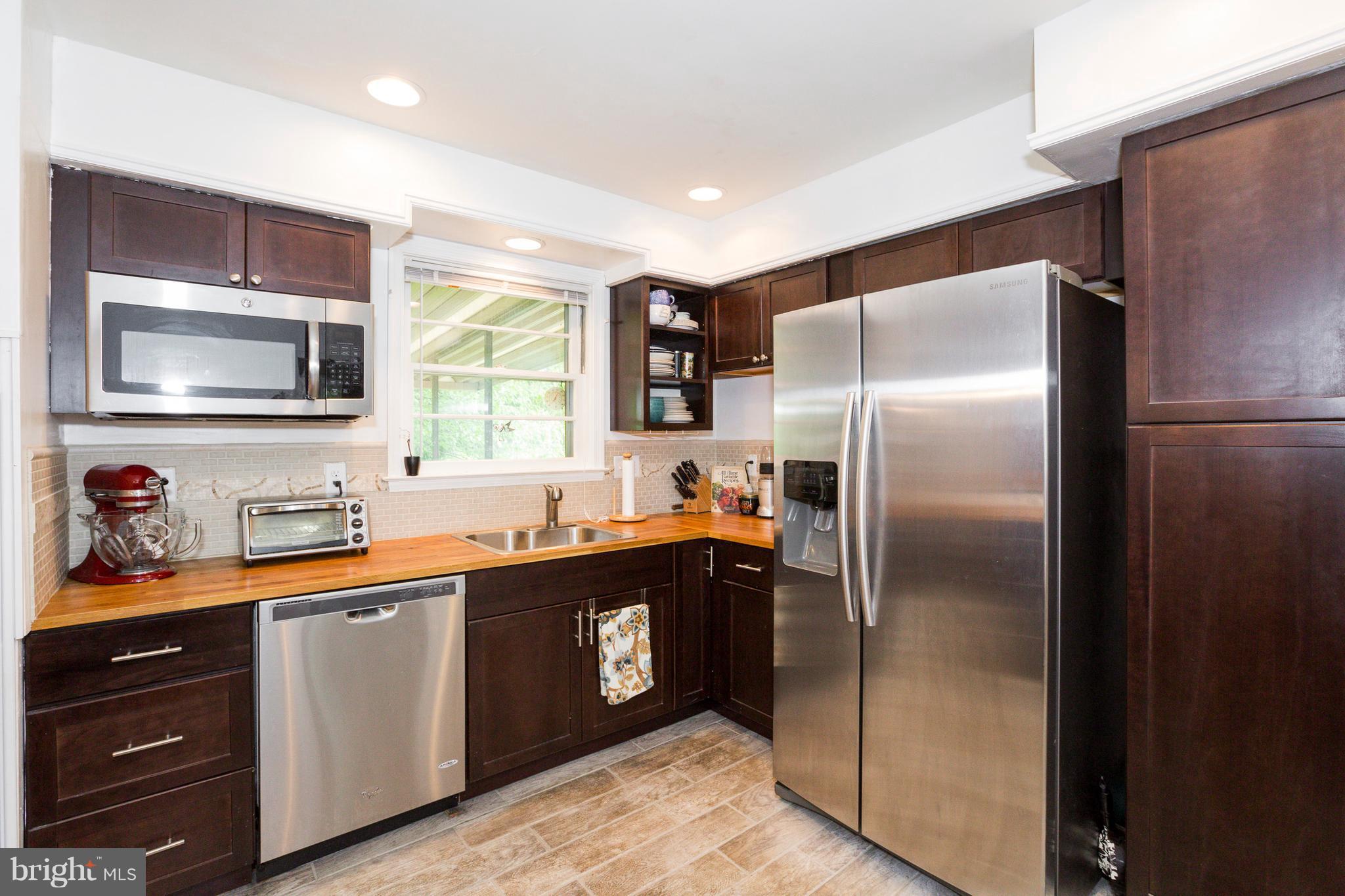 6607 Carroll Highlands Road Sykesville, MD 21784 - Photo 6 of 21 Kitchen