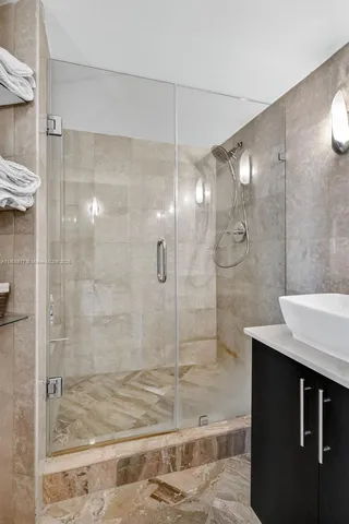 $825,000 | 7135 Collins Avenue, Unit 705, Miami Beach, FL 33141