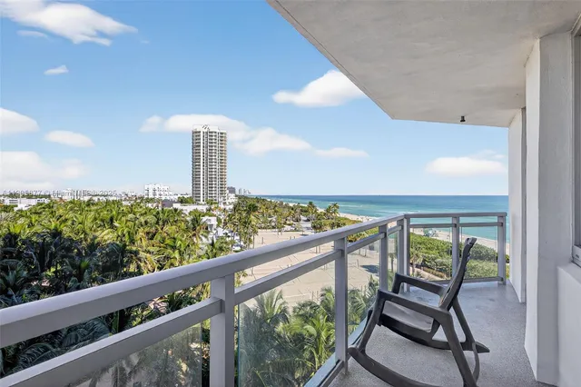 $825,000 | 7135 Collins Avenue, Unit 705, Miami Beach, FL 33141