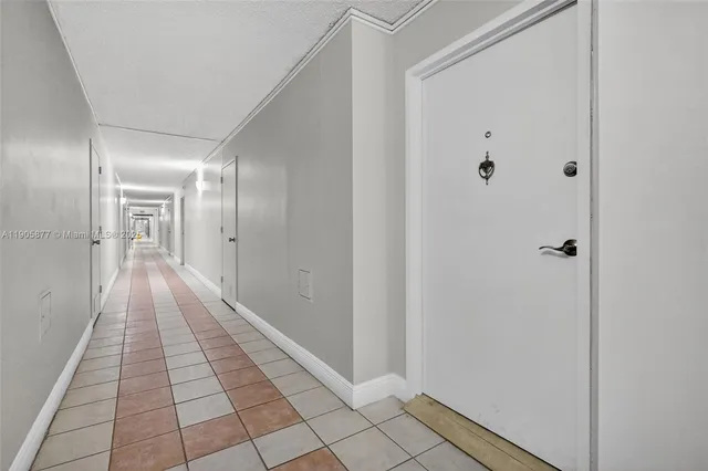 $825,000 | 7135 Collins Avenue, Unit 705, Miami Beach, FL 33141