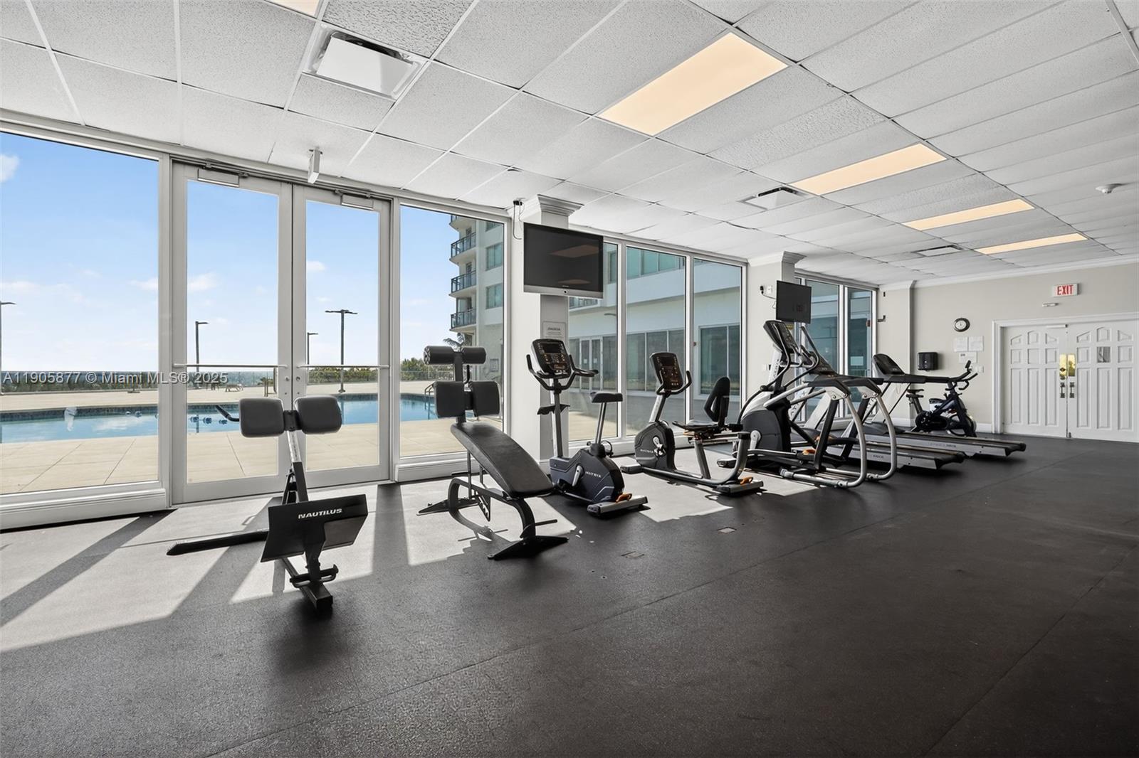 7135 Collins Avenue, Unit 705 Miami Beach, FL 33141 - Photo 52 of 71