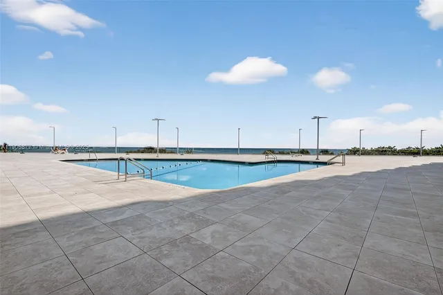 $825,000 | 7135 Collins Avenue, Unit 705, Miami Beach, FL 33141