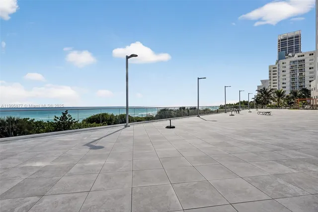 $825,000 | 7135 Collins Avenue, Unit 705, Miami Beach, FL 33141