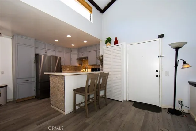 $405,000 | 18756 Mandan Street, Unit 1514, Canyon Country, CA 91351