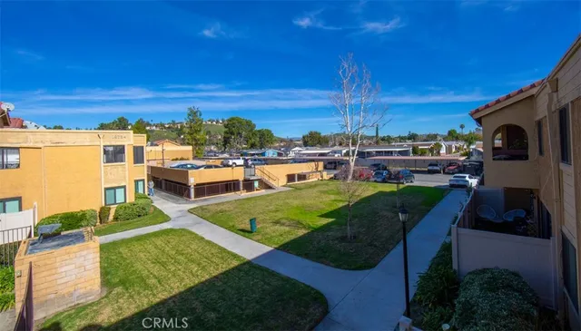 $405,000 | 18756 Mandan Street, Unit 1514, Canyon Country, CA 91351