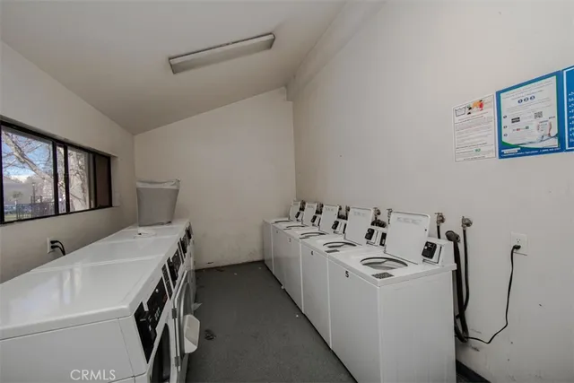 $405,000 | 18756 Mandan Street, Unit 1514, Canyon Country, CA 91351