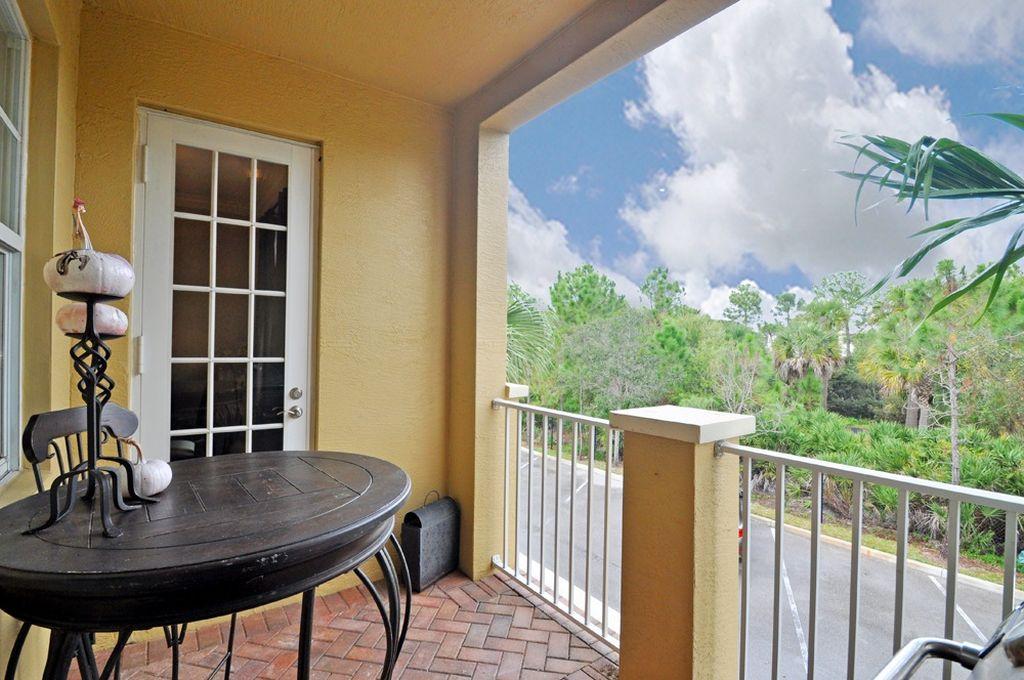 121 Seagrape Drive, Unit 202 Jupiter, FL 33458 - Photo 13 of 14 ISeorpprq4p3g30000000000