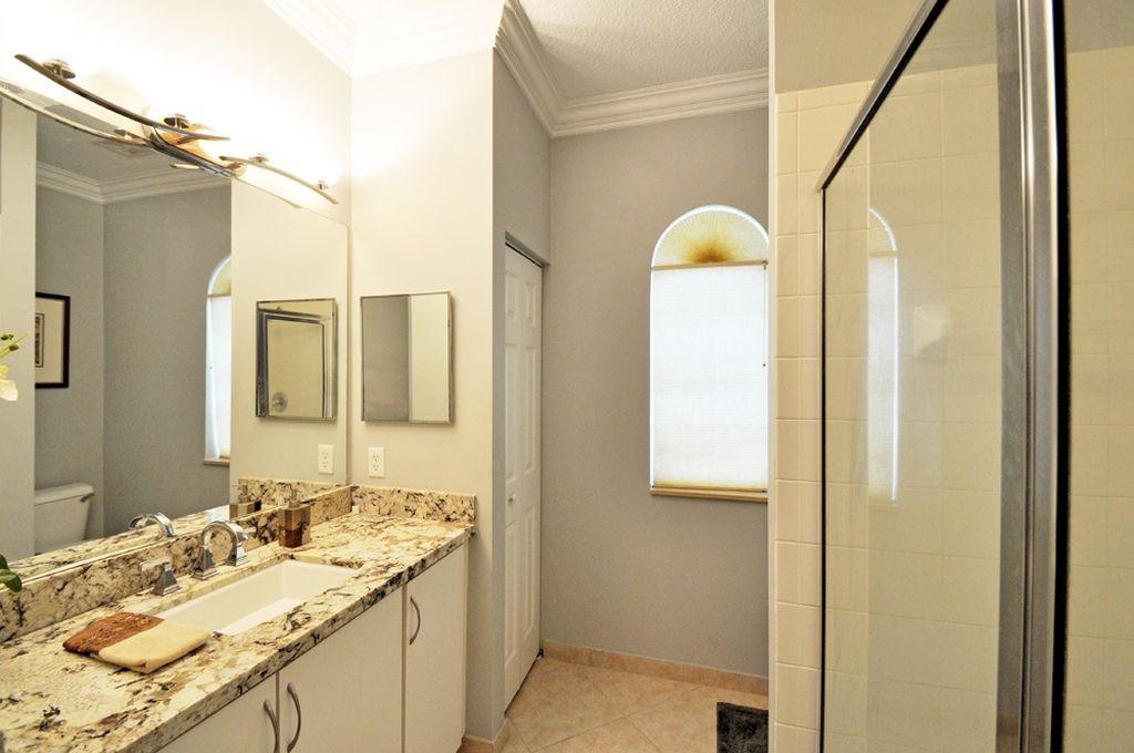 121 Seagrape Drive, Unit 202 Jupiter, FL 33458 - Photo 9 of 14 ISegtdvyqhgcv30000000000