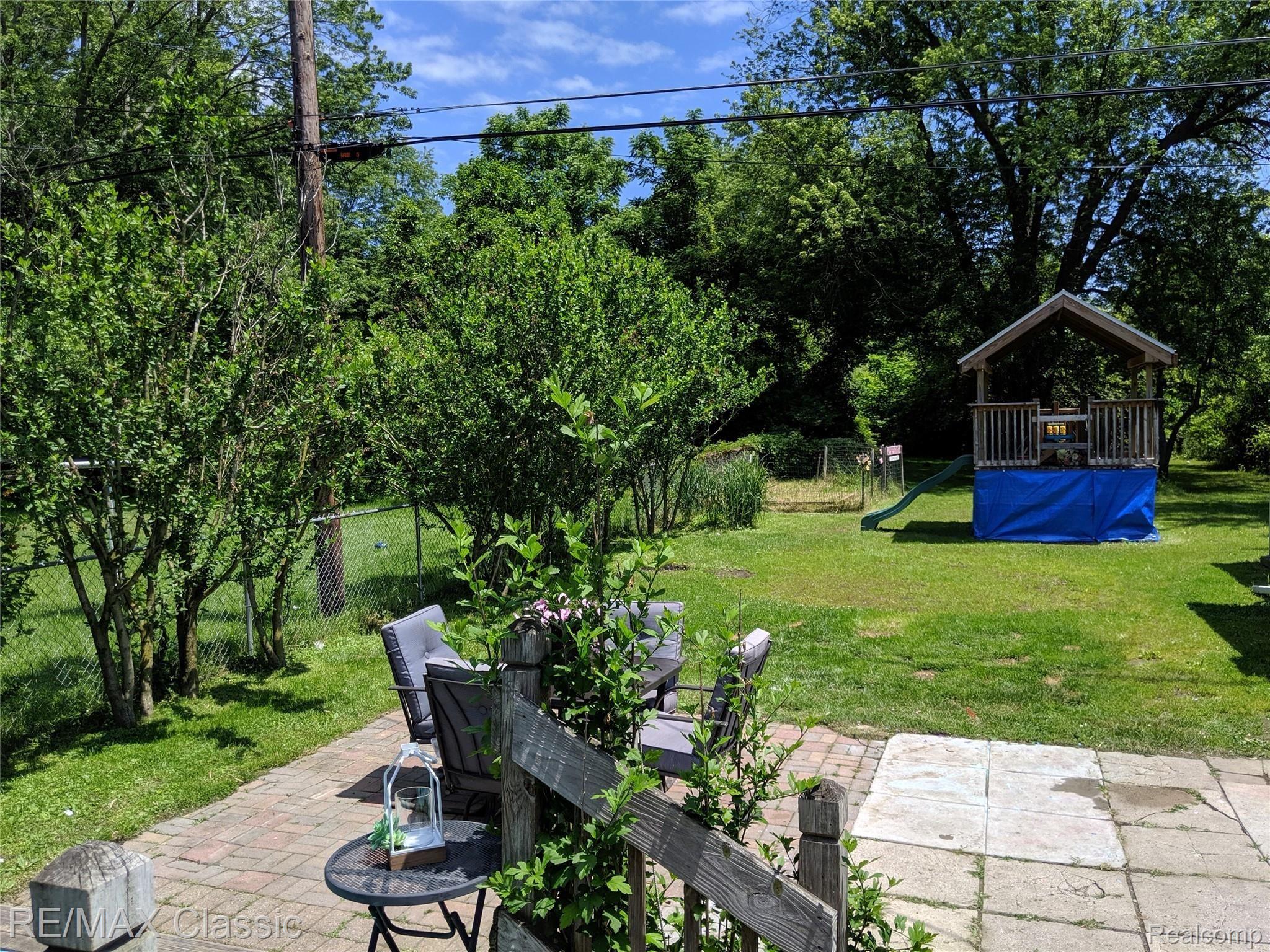 2276 Vivian Road Monroe, MI 48162 - Photo 34 of 40 IMG_20190618_141030.jpg