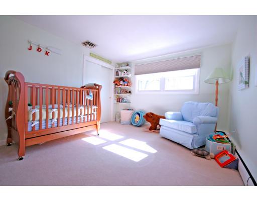 52 Noanett Road Needham, MA 02494 - Photo 13 of 16