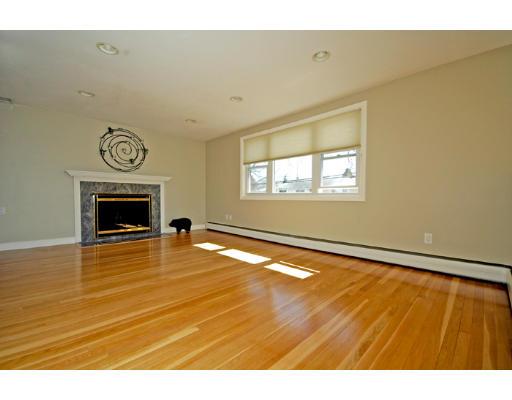 52 Noanett Road Needham, MA 02494 - Photo 7 of 16