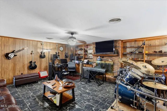 $228,000 | 5320 Meadow Oaks Park Drive, Jackson, MS 39211