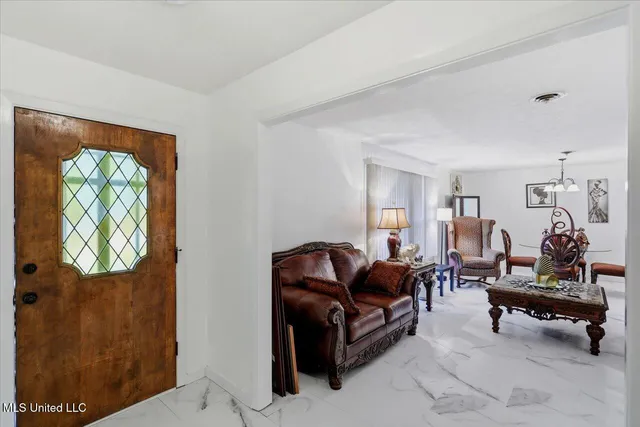 $228,000 | 5320 Meadow Oaks Park Drive, Jackson, MS 39211