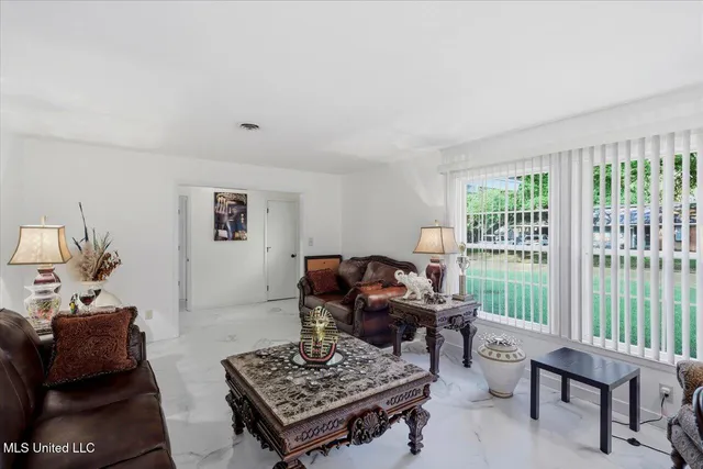 $228,000 | 5320 Meadow Oaks Park Drive, Jackson, MS 39211