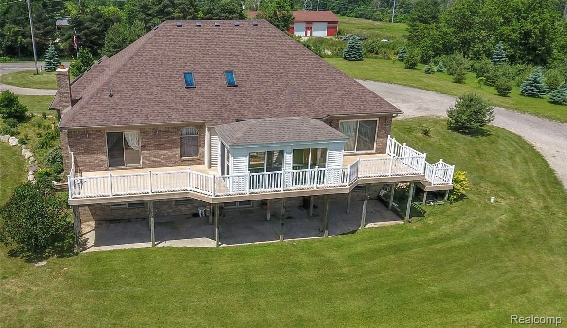 2447 Hadley Road Lapeer, MI 48446 - Photo 3 of 57 DJI_0076.jpg