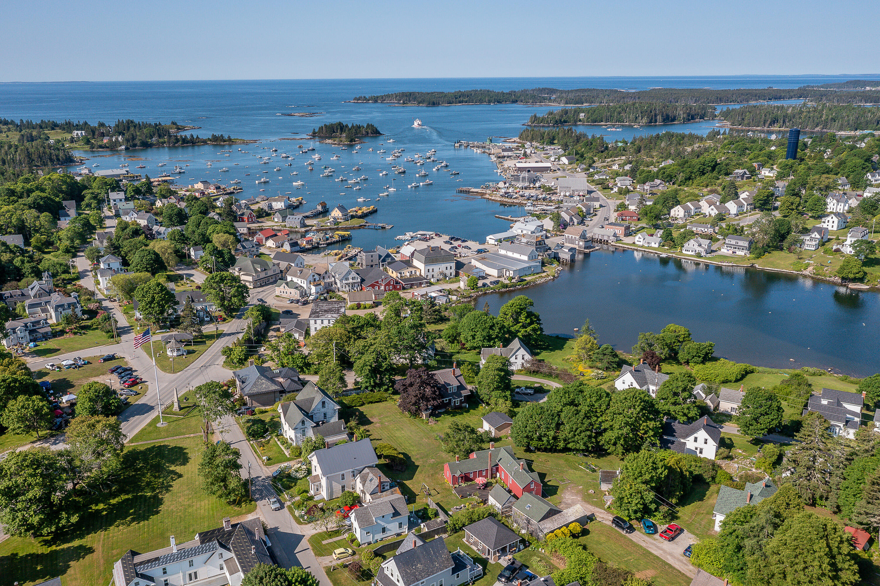 5 Chestnut Street Vinalhaven, ME 04863 - Photo 4 of 50 04_5Chestnut_S_print