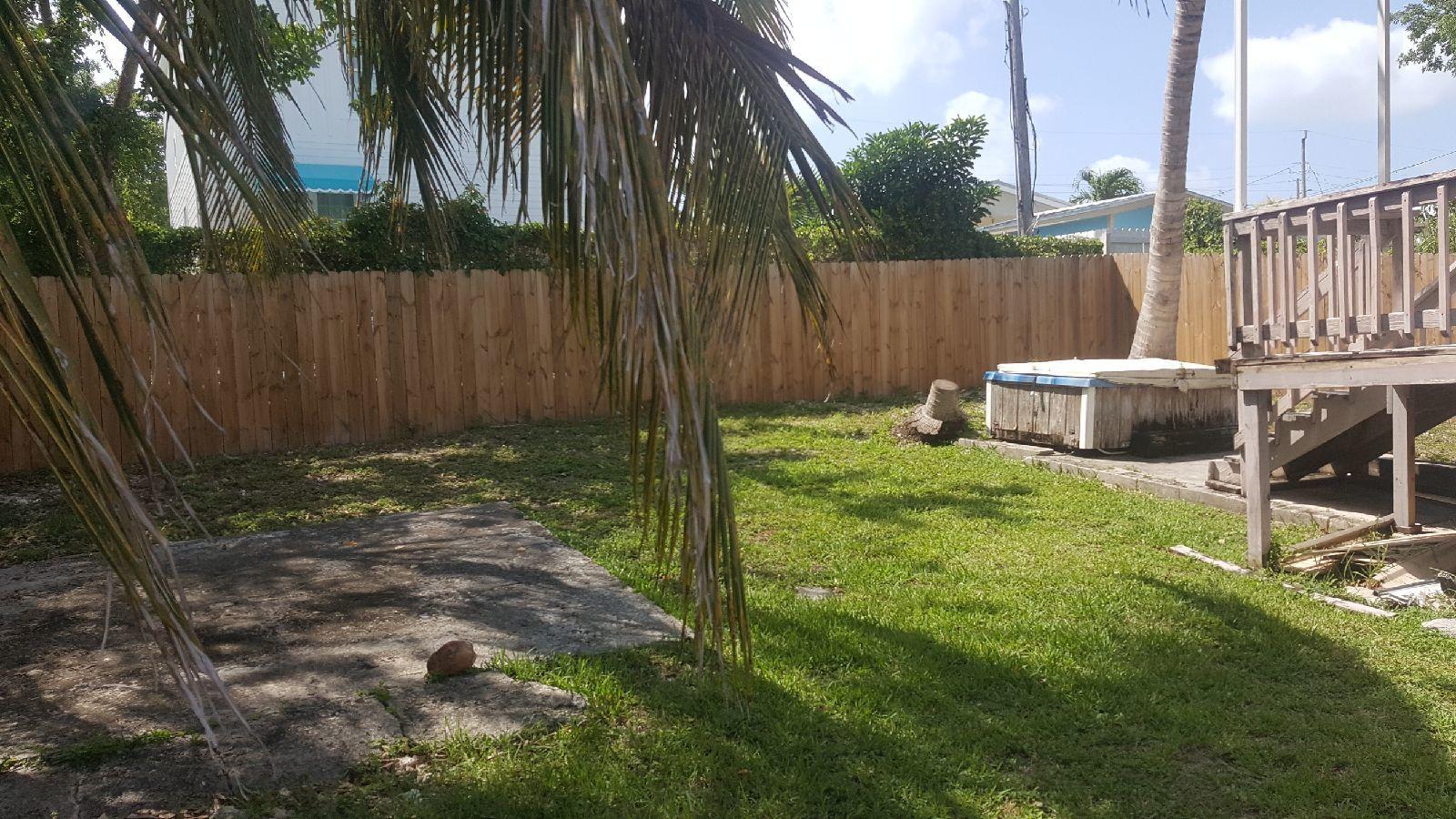 919 Plantation Road Key Largo, FL 33037 - Photo 3 of 8 Resized_20190524_104554001