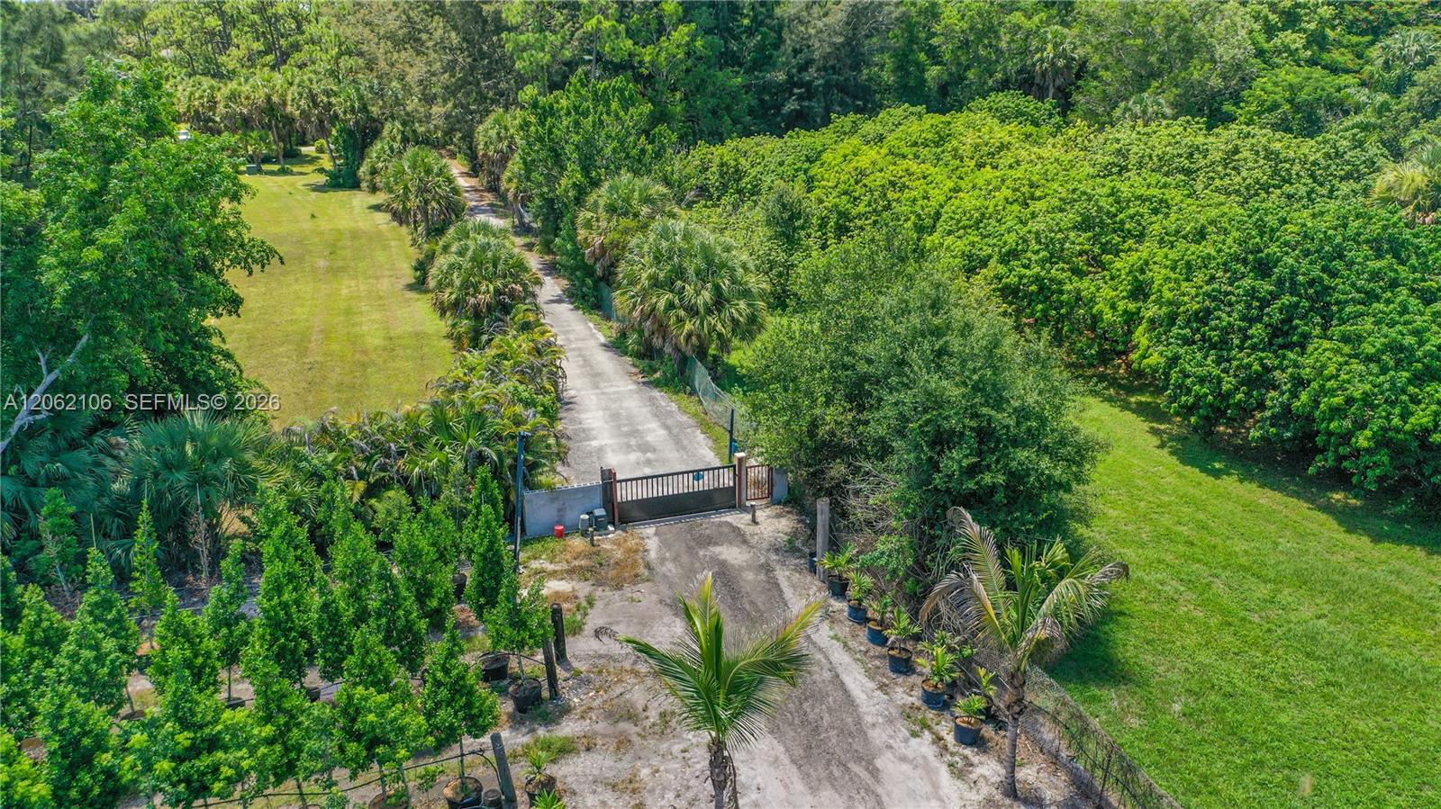 2587 E Road Loxahatchee, FL 33470 - Photo 13 of 49