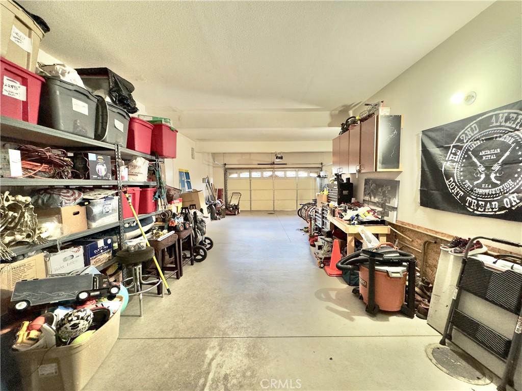 11265 Runyan Road Beaumont, CA 92223 - Photo 49 of 138 3 Car oversized Tandem Garage!