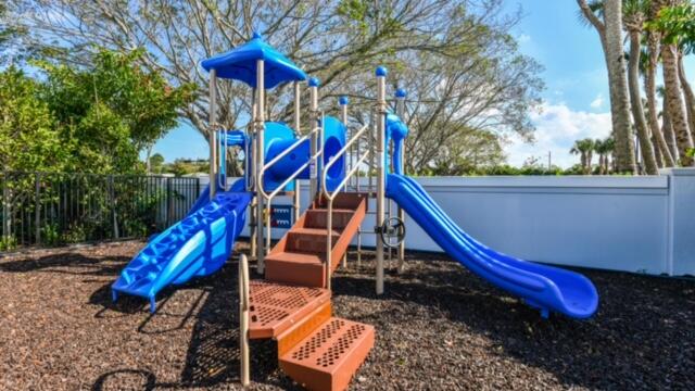 1807 Sanderling Drive Deerfield Beach, FL 33442 - Photo 7 of 9 IMG_5676