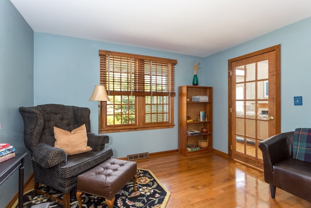 9 Spruce Pond Road, Unit 9 Franklin, MA 02038 - Photo 19 of 42 Gallery Image 19