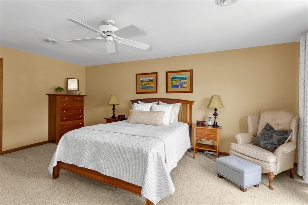 9 Spruce Pond Road, Unit 9 Franklin, MA 02038 - Photo 27 of 42 Gallery Image 27