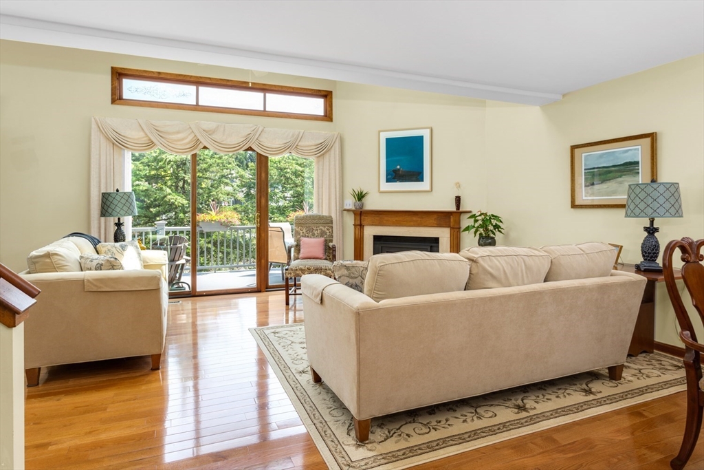 9 Spruce Pond Road, Unit 9 Franklin, MA 02038 - Photo 4 of 42 Gallery Image 4