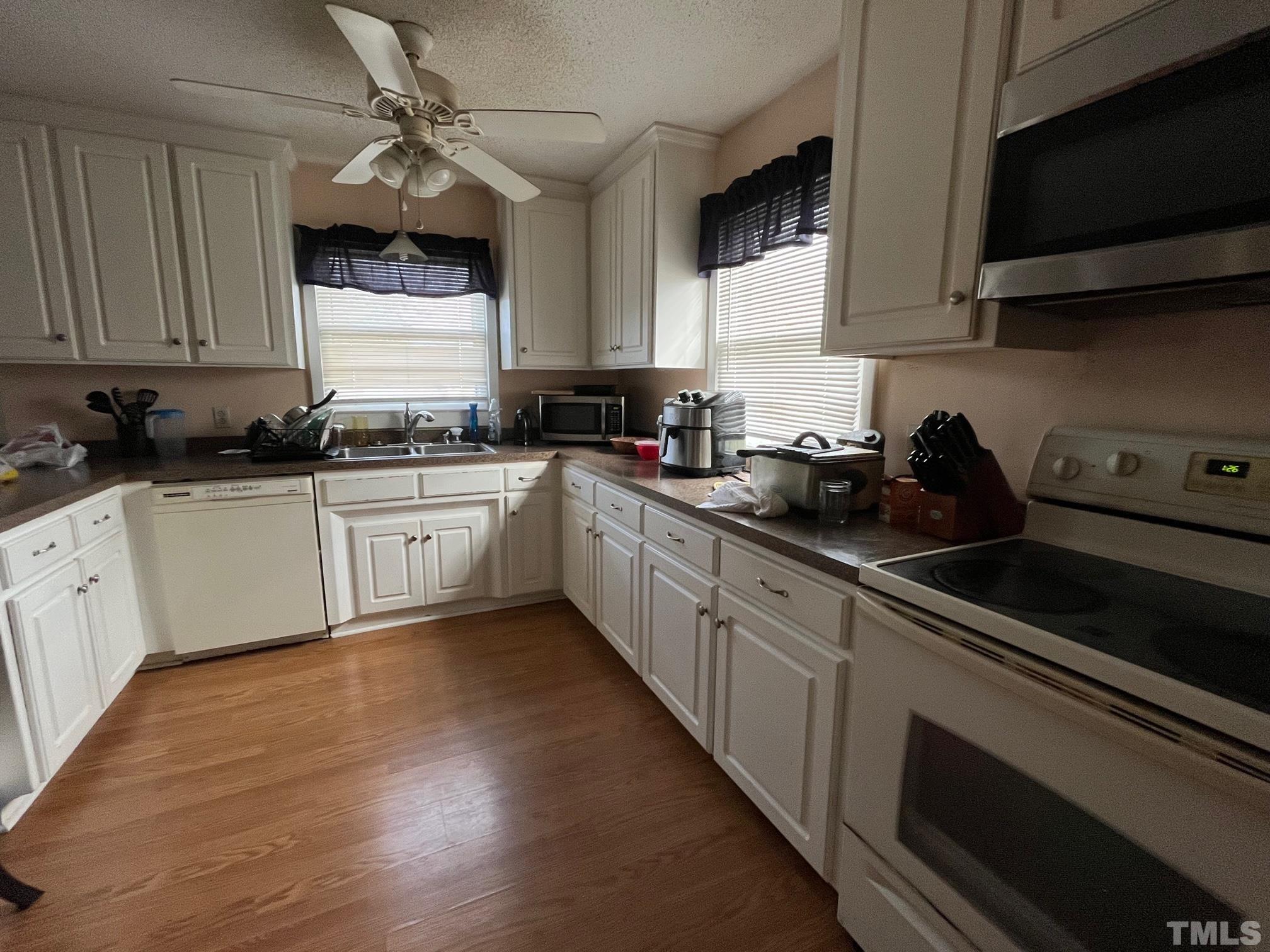131 Suggs Road Dunn, NC 28334 - Photo 7 of 18 Gallery Image 7