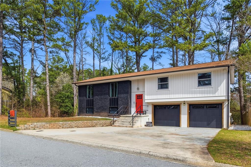 2470 Northbrook Road Snellville, GA 30039 - Photo 2 of 29 a house with a outdoor space