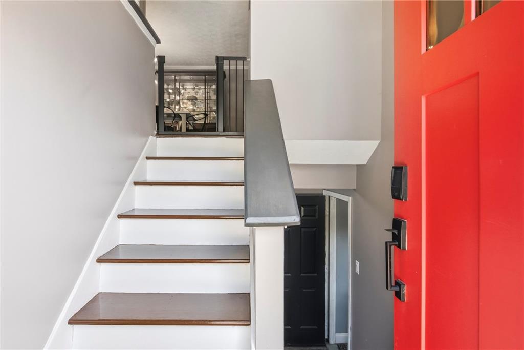 2470 Northbrook Road Snellville, GA 30039 - Photo 3 of 29 a view of entryway