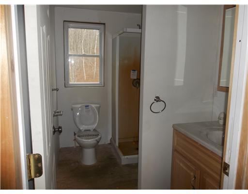 5 Birch Hill Road Vinalhaven, ME 04863 - Photo 9 of 11 Interior Space/Layout. 2nd fl bathroom