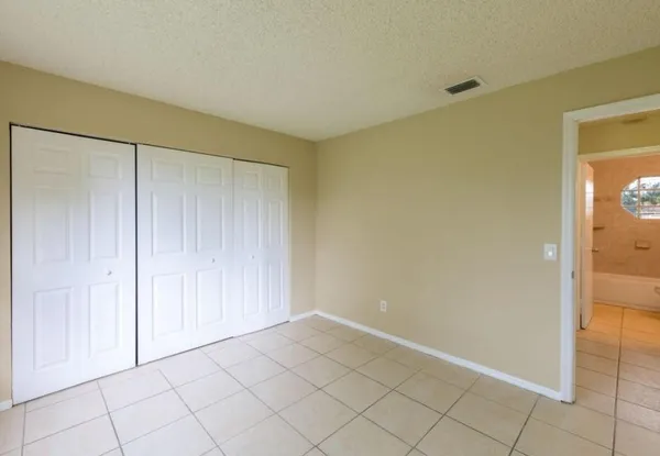 $1,850 | 5900 Northwest 17th Place, Unit 103, Sunrise, FL 33313