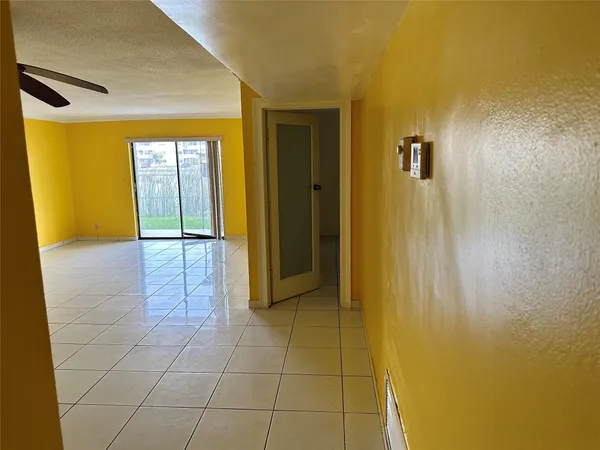$1,850 | 5900 Northwest 17th Place, Unit 103, Sunrise, FL 33313