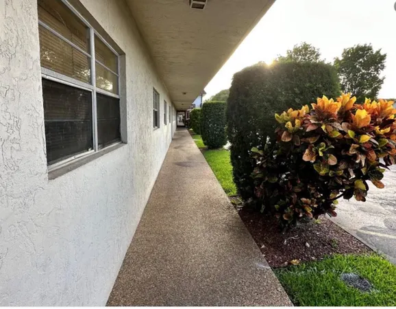 $1,850 | 5900 Northwest 17th Place, Unit 103, Sunrise, FL 33313