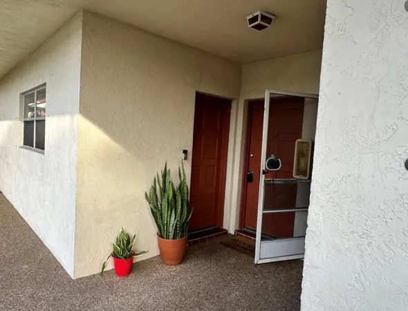 $1,850 | 5900 Northwest 17th Place, Unit 103, Sunrise, FL 33313