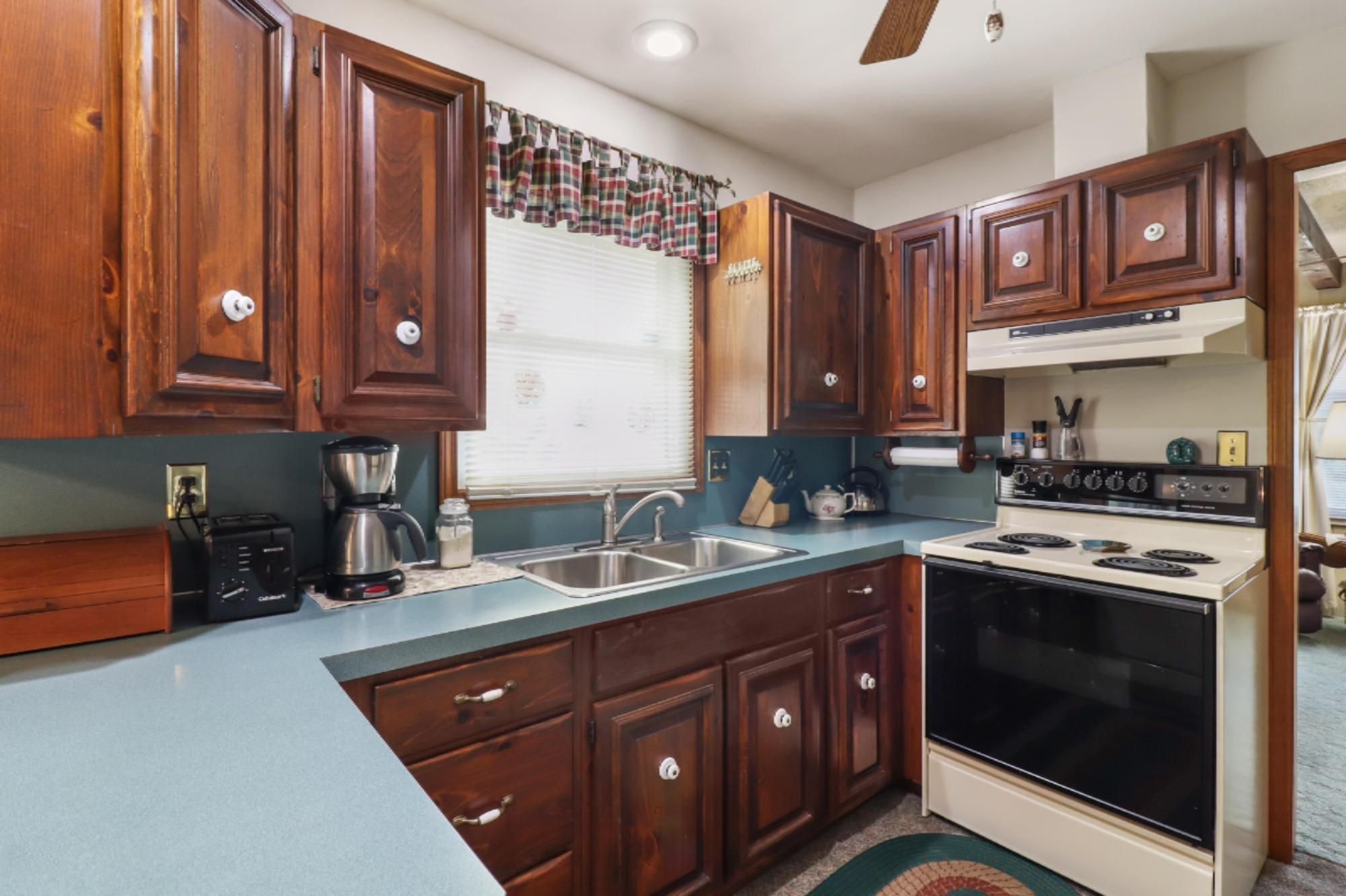 11560 Riley Street Holland, MI 49424 - Photo 11 of 46 11