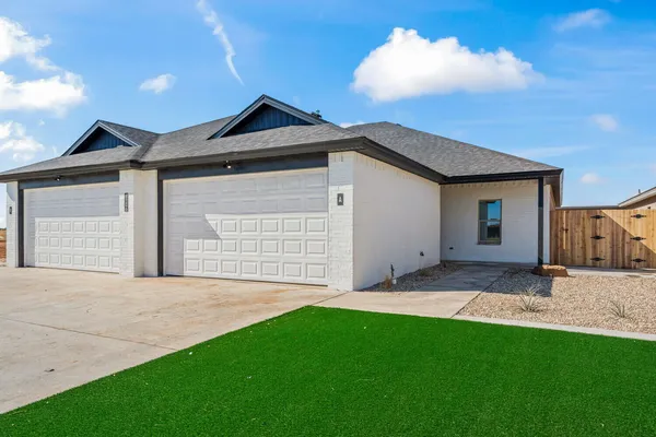 $1,595 | 4106 Trenton Avenue, Unit A, Lubbock, TX 79407