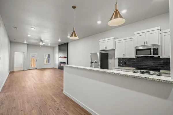 $1,595 | 4106 Trenton Avenue, Unit A, Lubbock, TX 79407