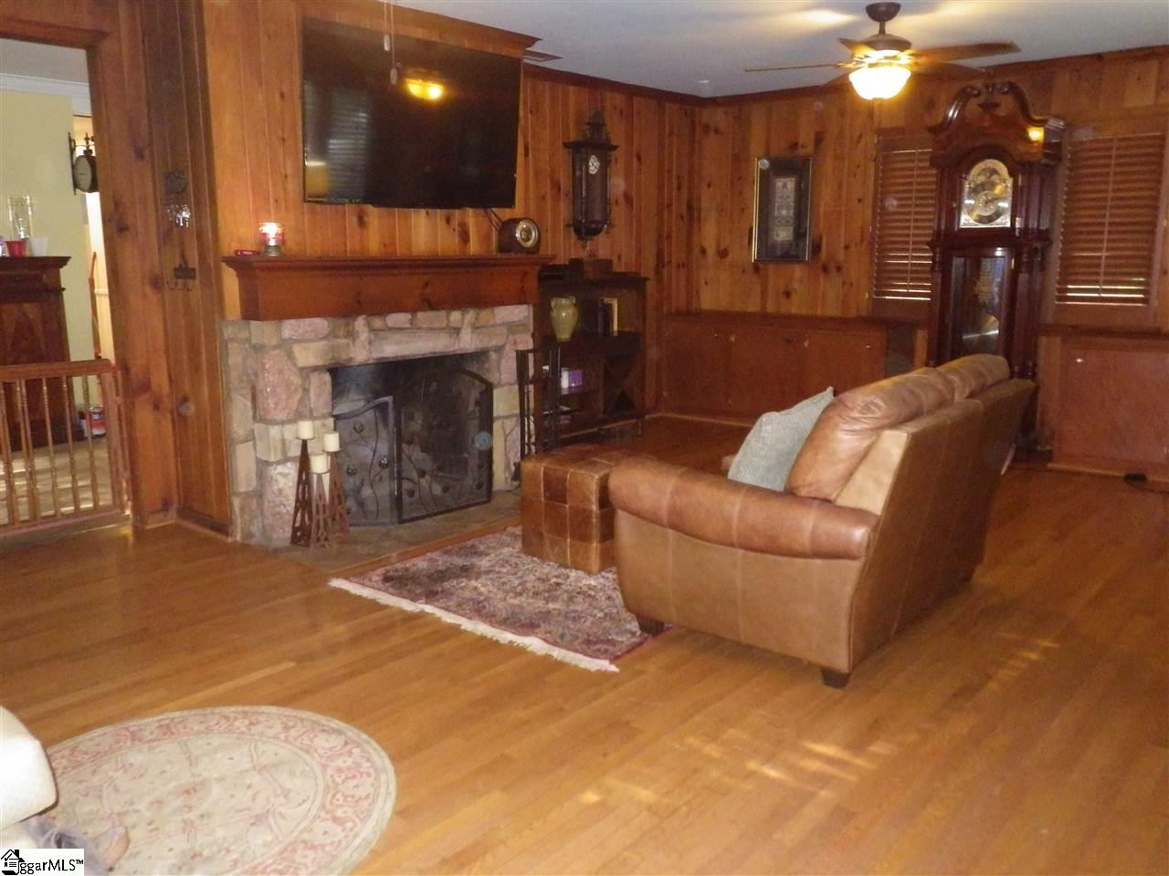200 Pine Street Extension Greer, SC 29651 - Photo 4 of 10 Gallery Image 4
