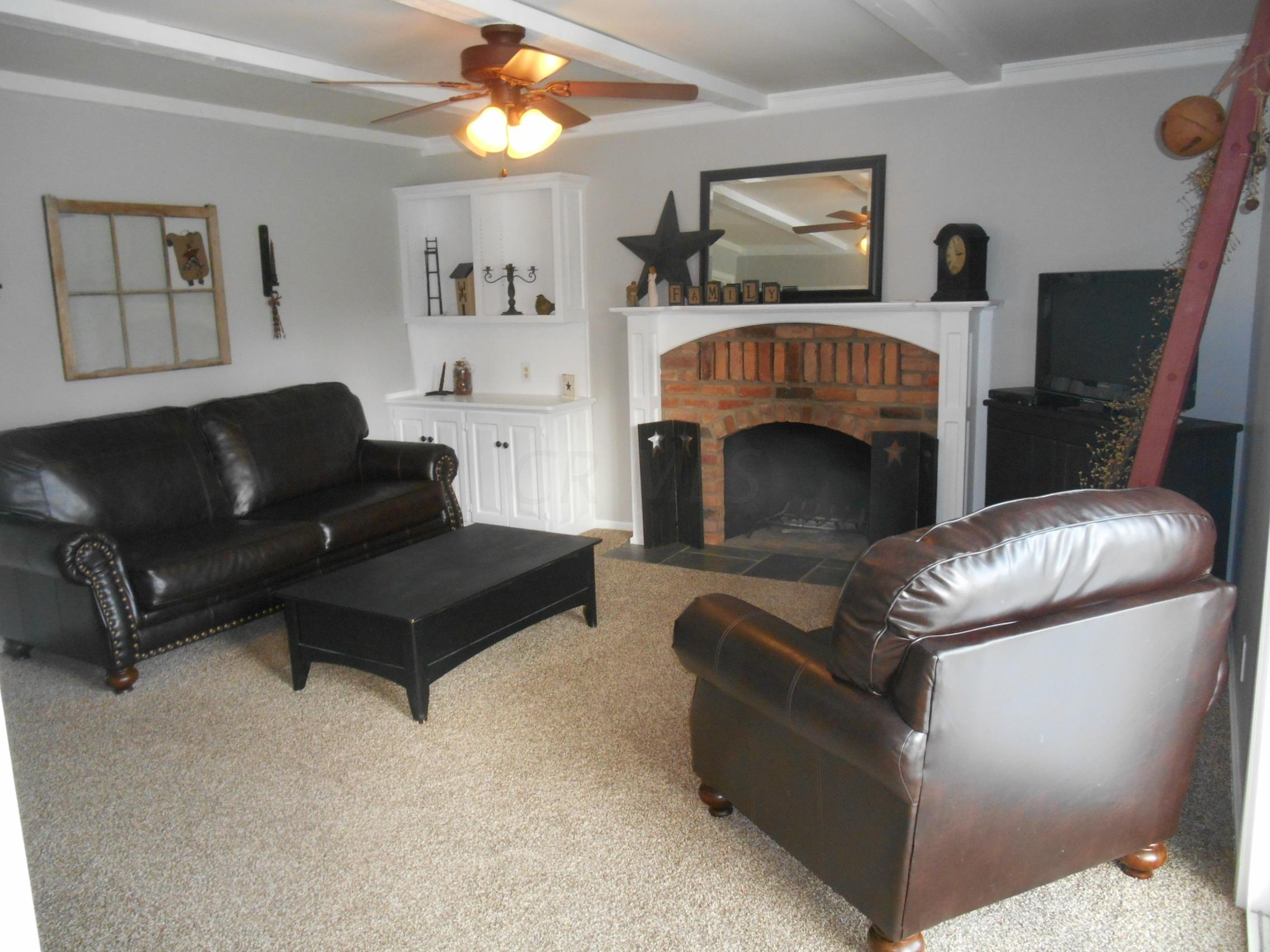 9765 Slough Road Canal Winchester, OH 43110 - Photo 2 of 20