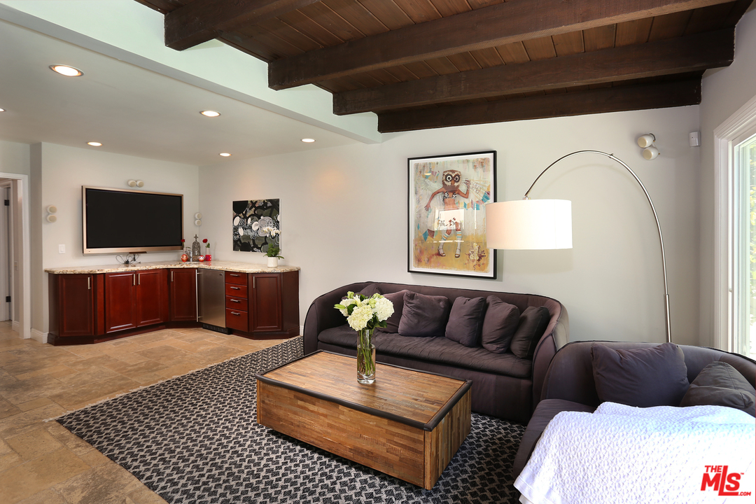 7932 West 80th Street Playa del Rey, CA 90293 - Photo 14 of 44 Gallery Image 14