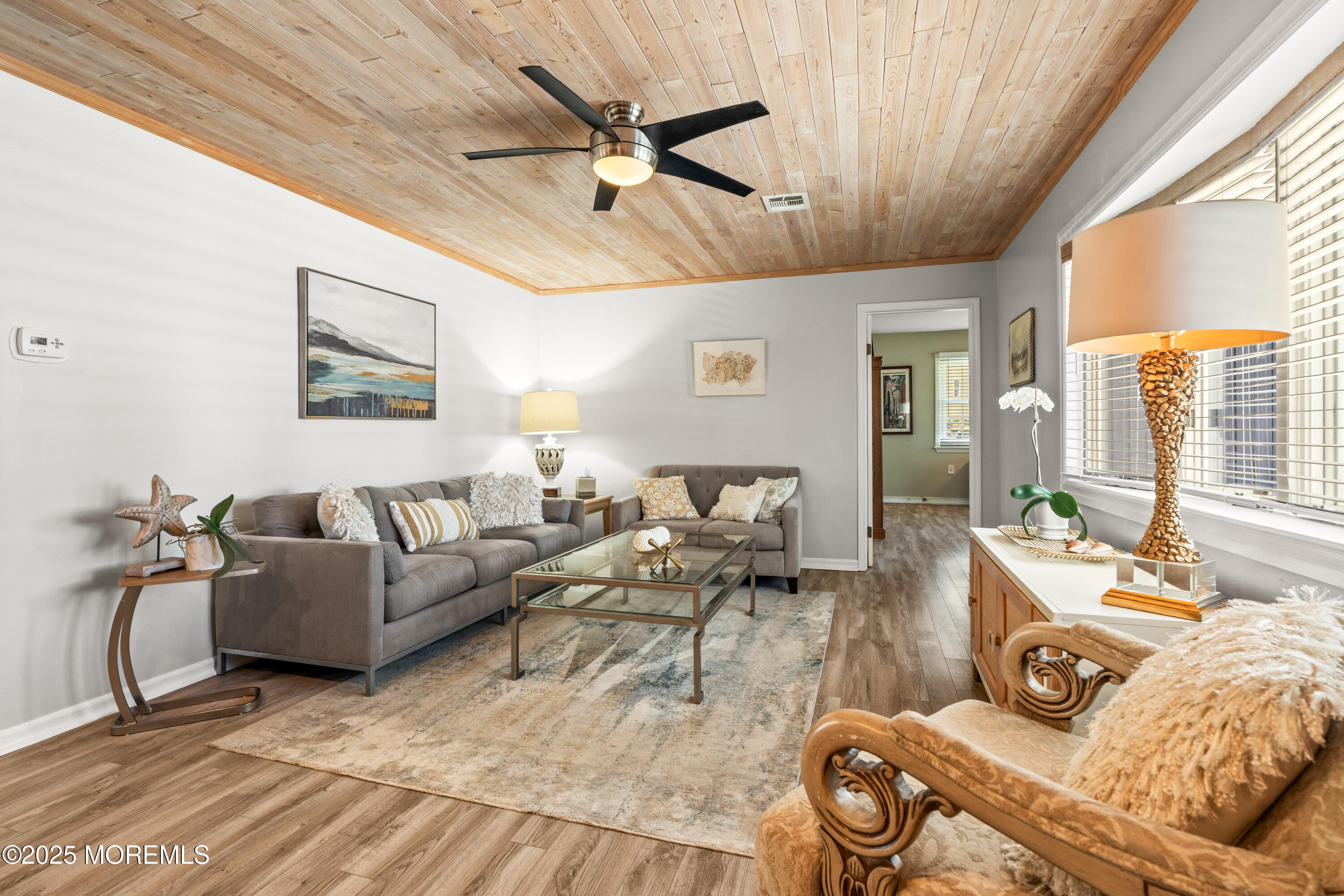 611 Drum Point Road Brick, NJ 08723 - Photo 5 of 35 a living room with furniture