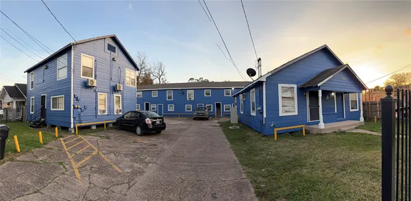 $795 | 7016 Avenue F, Unit 2, Houston, TX 77011